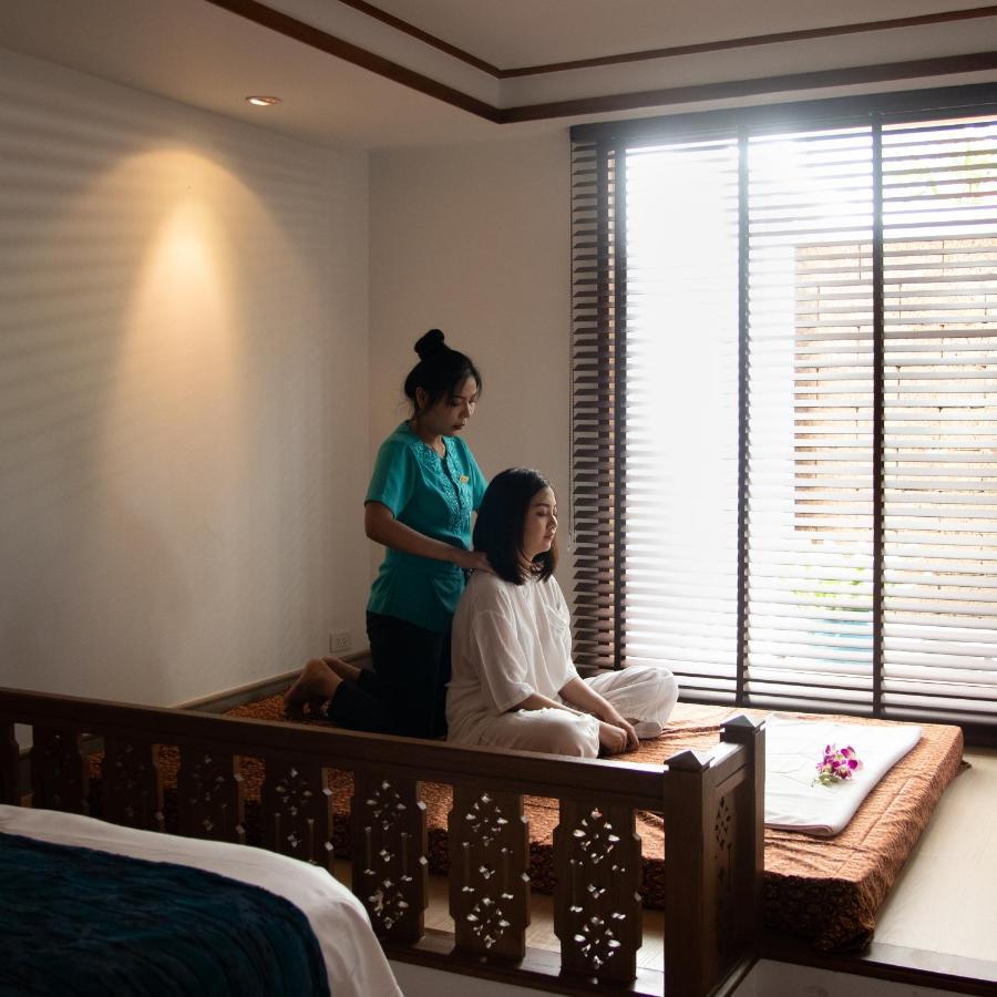Anantara Riverside Bangkok Resort Exterior foto Thai massage