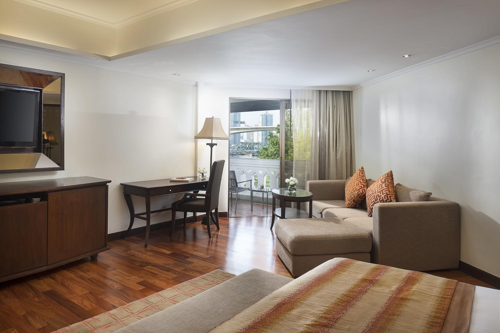 Anantara Riverside Bangkok Resort Exterior foto A suite at the hotel