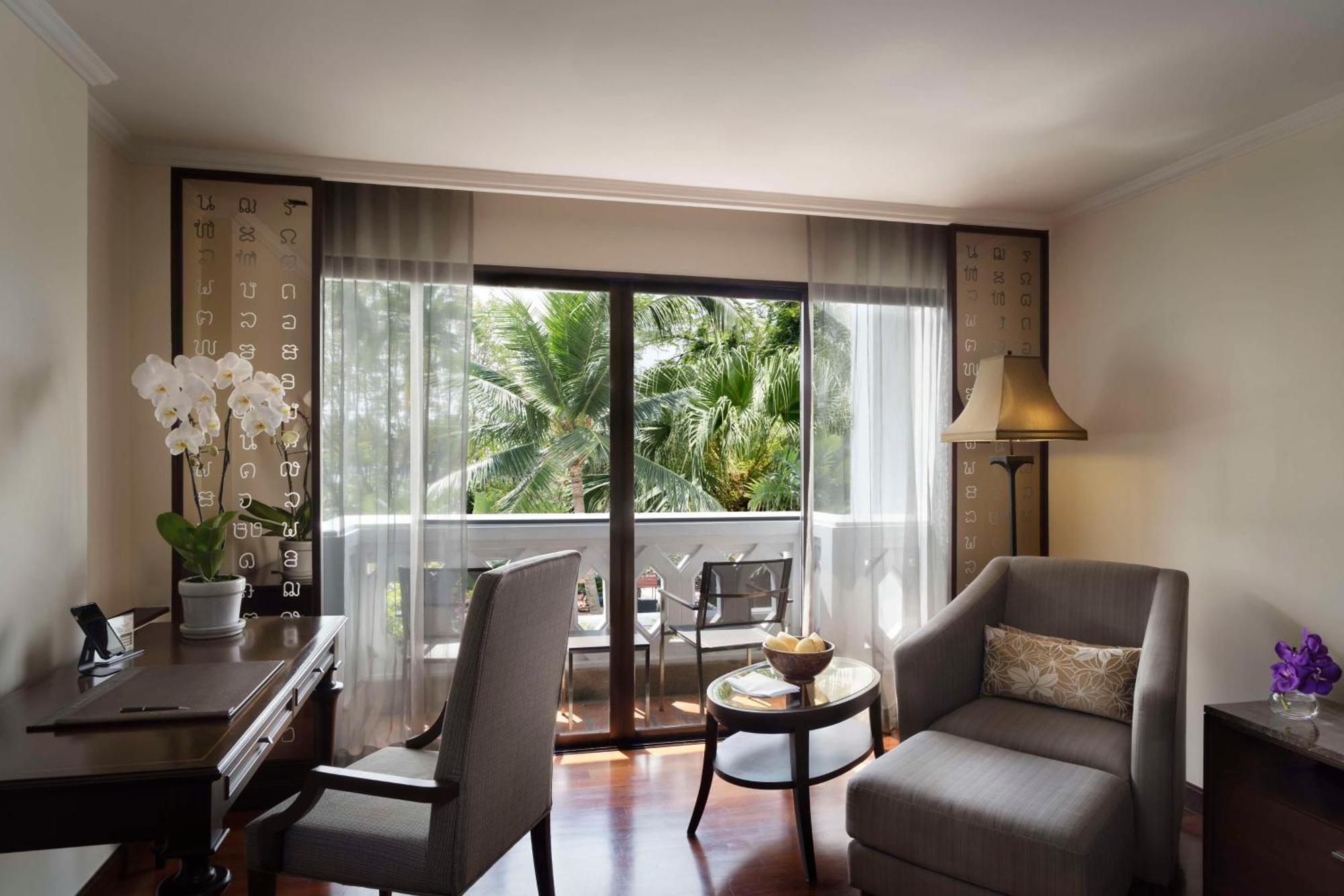 Anantara Riverside Bangkok Resort Exterior foto